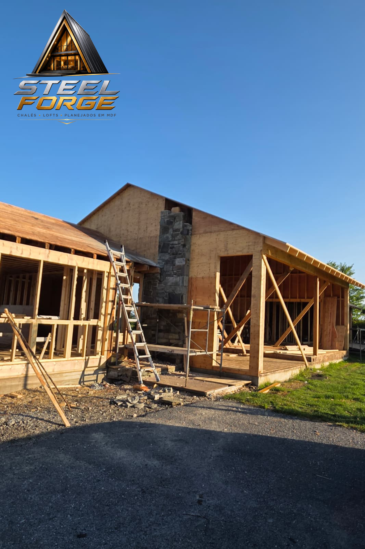casa-wood-frame-steel-forge
